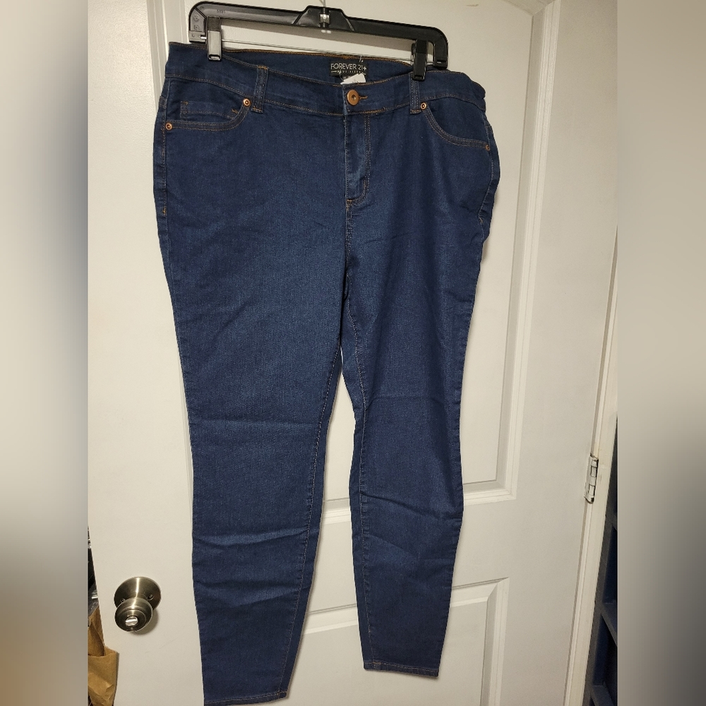 NWT FOREVER 21 PLUS SZE DARK BLUE SKINNY JEAN DENIM 14 REGULAR